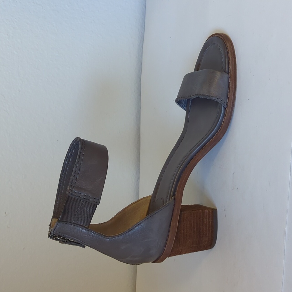 Frye Brielle Charcoal Grey Wooden Ankle Sandals - Size 8 - Picture 10 of 15